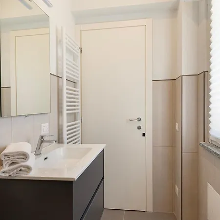 公寓 Belvedere - By Impero House 斯特雷萨